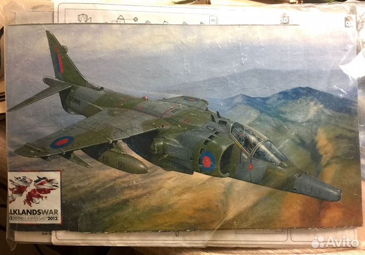 Модель самолета Harrier 1/72