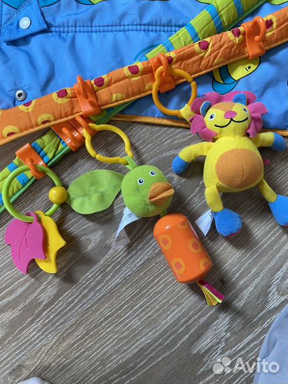 Развивающий коврик tiny love