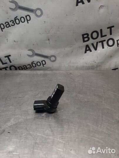 Датчик положения коленвала Nissan Elgrand ME51