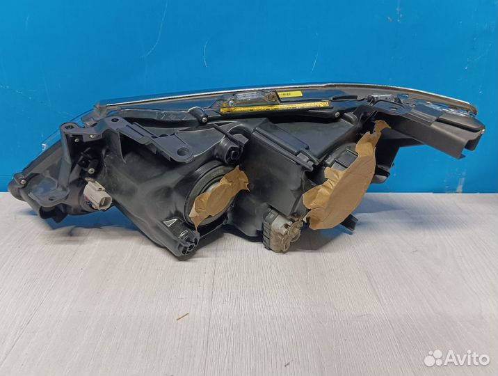 Фара правая Toyota Camry 2014-2017