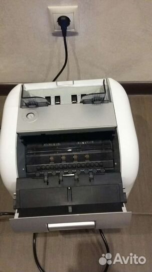 Счетчик Сортировщик банкнот Kisan Newton