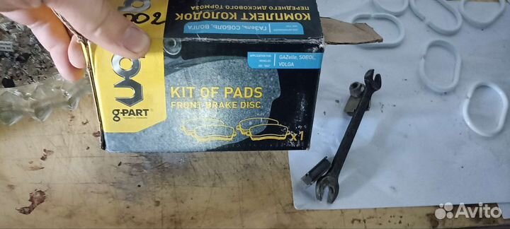 Зеркала, колодки на Волгу