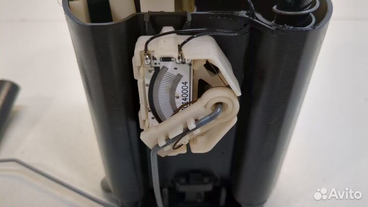 Насос топливный электрический Peugeot 607, 2004