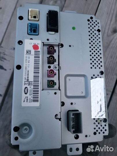 Мало б.у. монитор дисплей Jaguar XJ X351