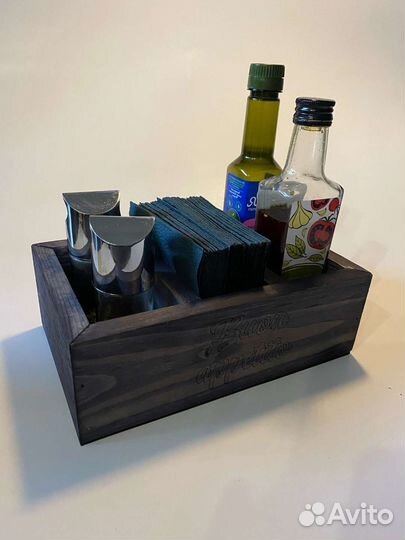 Салфетница из дерева