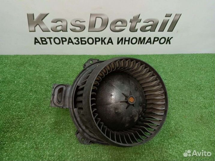 Моторчик печки Suzuki SX4