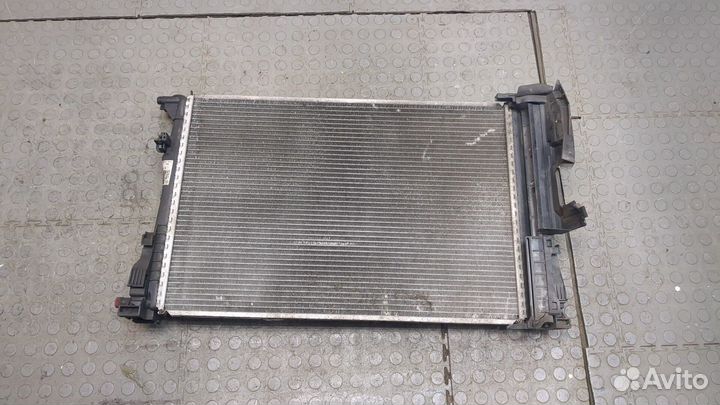 Радиатор охлаждения двигателя Mercedes A W176, 2013