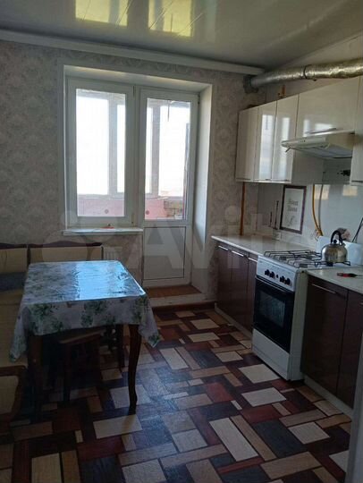 2-к. квартира, 64 м², 3/3 эт.