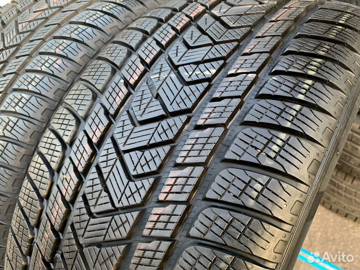 Pirelli Scorpion Winter 285/40 R21