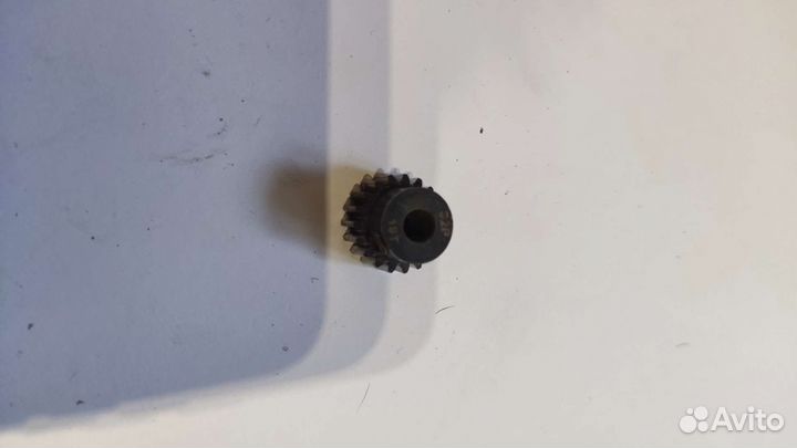 Спур пиньëн Traxxas slash