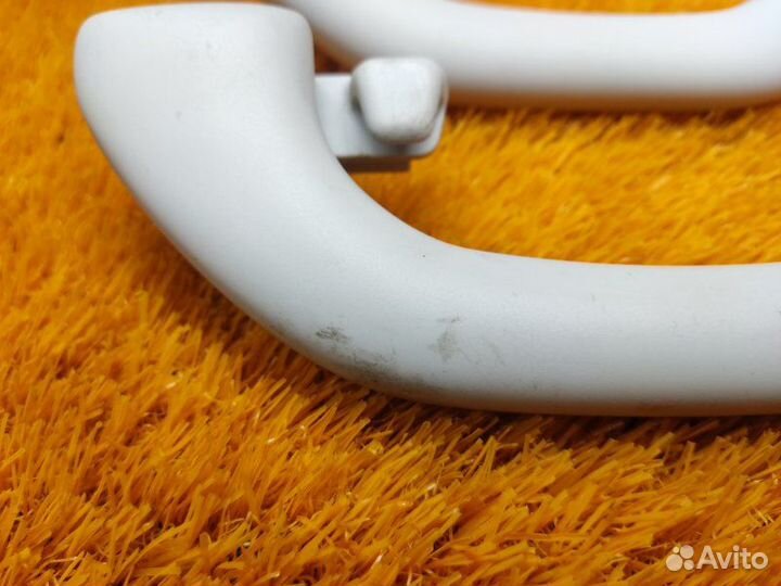 Ручка потолка Volkswagen Tiguan 5N cawa 2009