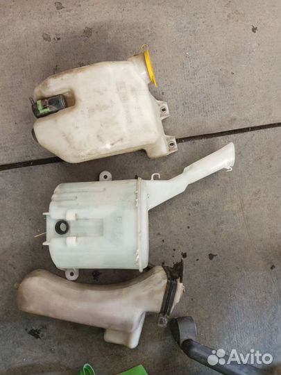 Бачок омывателя бу