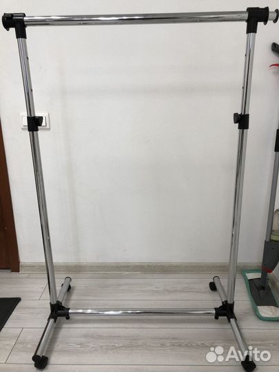 Вешалка напольная