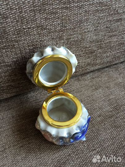 Сувенирные шкатулки в ассортименте