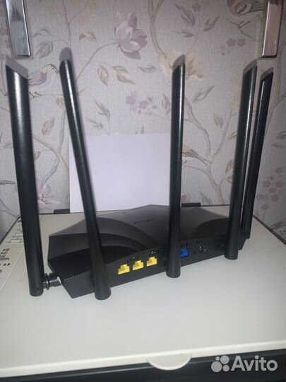 Роутер Tenda TX2 PRO