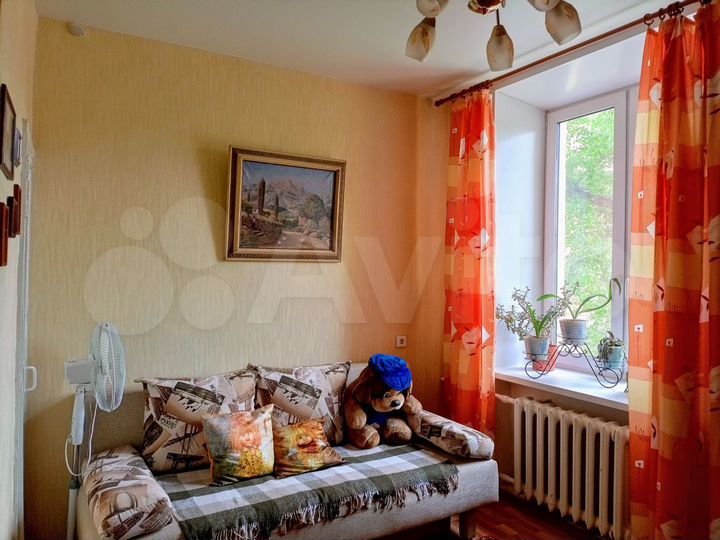 3-к. квартира, 71,1 м², 2/4 эт.