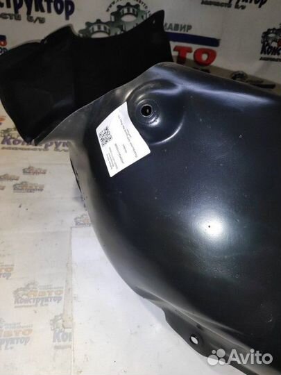 Подкрылок передний правый Volkswagen Polo 2011