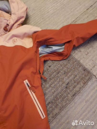 Горнолыжная Куртка и шлем