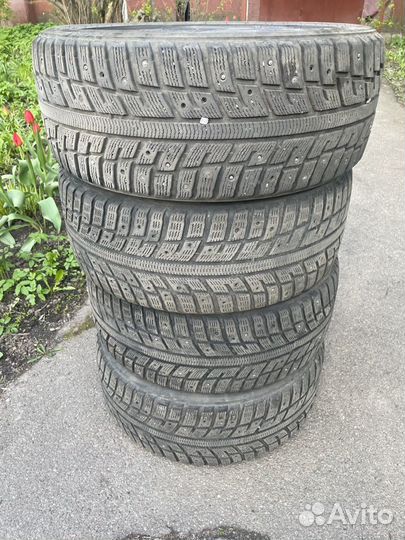 Kumho Majesty Solus KU50 215/50 R17