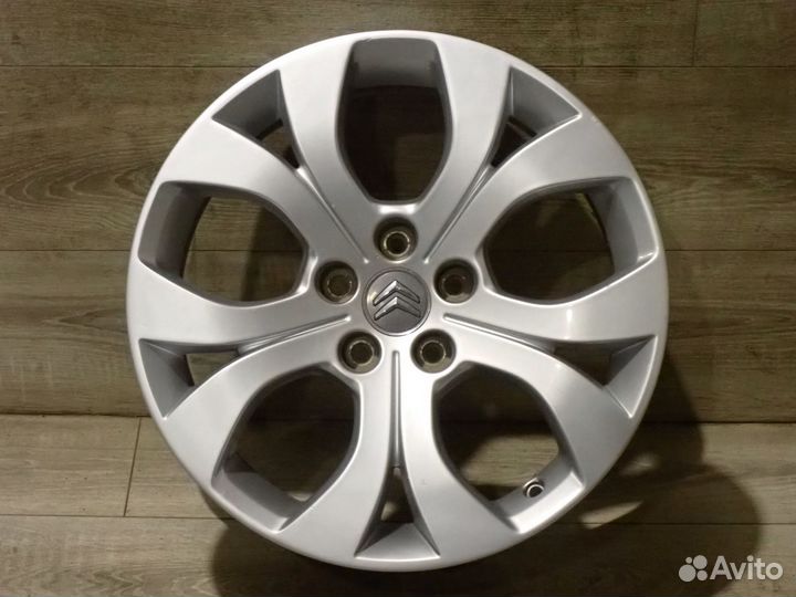 Комплект оригинальных R17 дисков Citroen C5