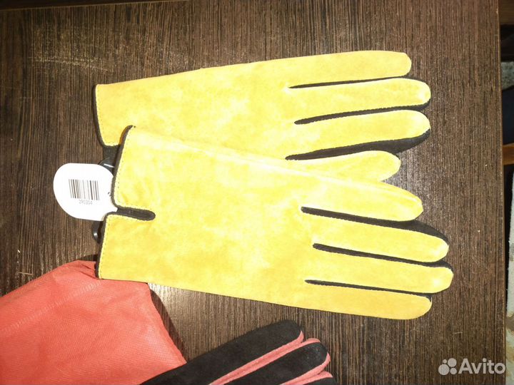 Перчатки