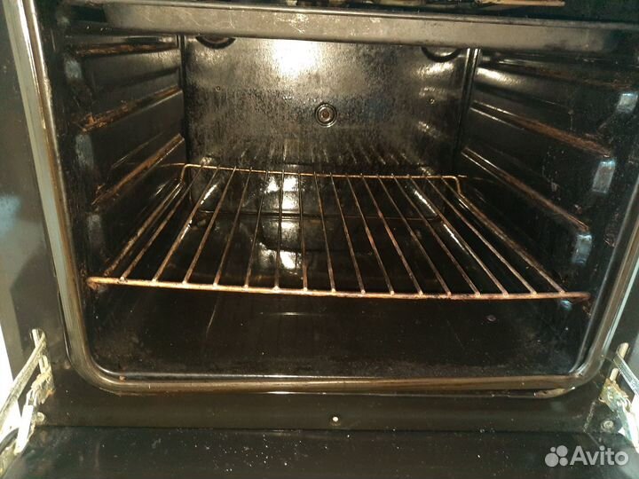 Газовая плита с электрической духовкой