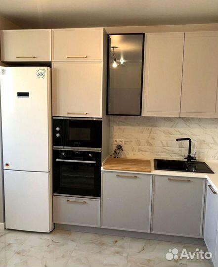 Кухни на заказ с надежной фурнитурой