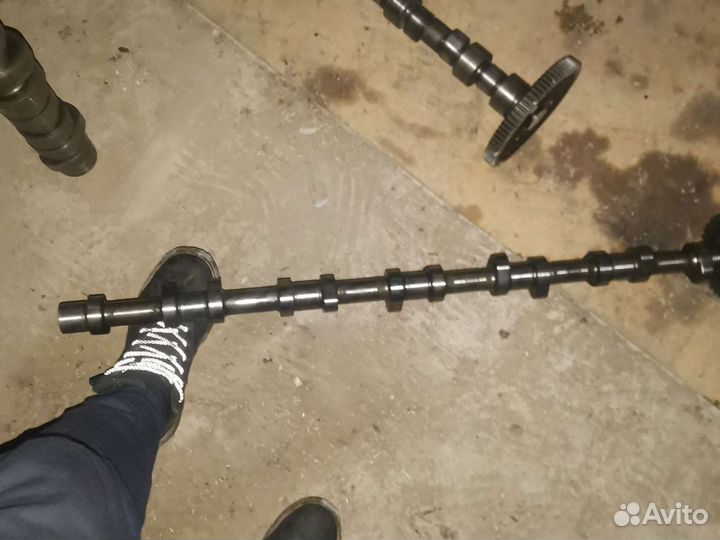 Продам распредвал Man d2066 LF 31