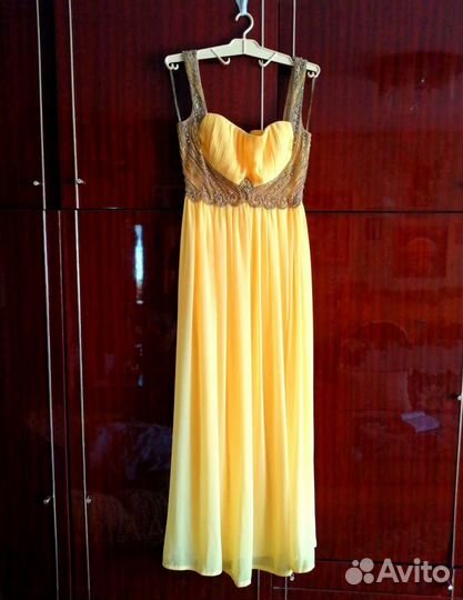 Вечернее платье