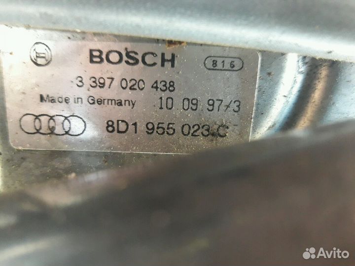 Трапеция стеклоочистителя Пассат Б-5