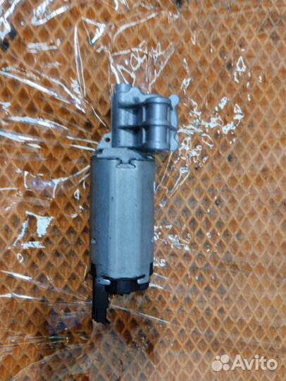 Моторчик регулировки сиденья правый Audi Q3 8U