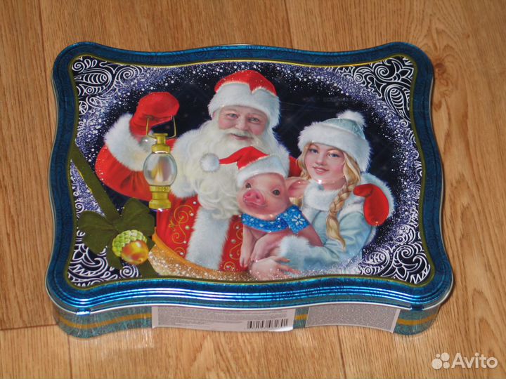 Упаковочная подарочная коробка