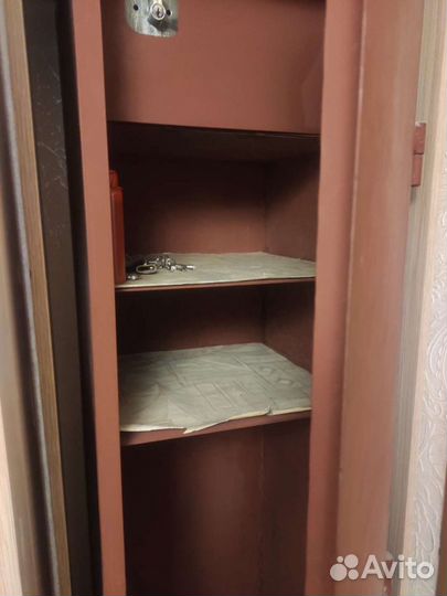 Сейф металлический