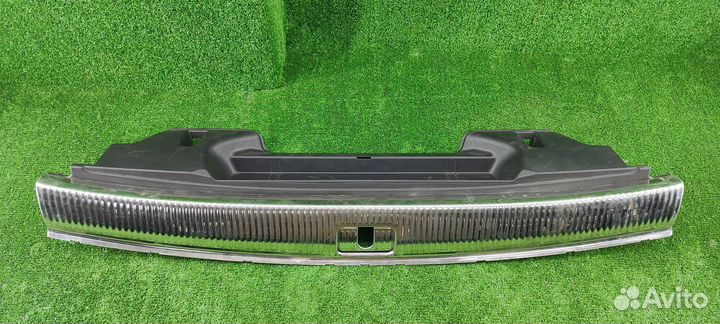 Накладка замка крышки багажника Audi Q5 8R