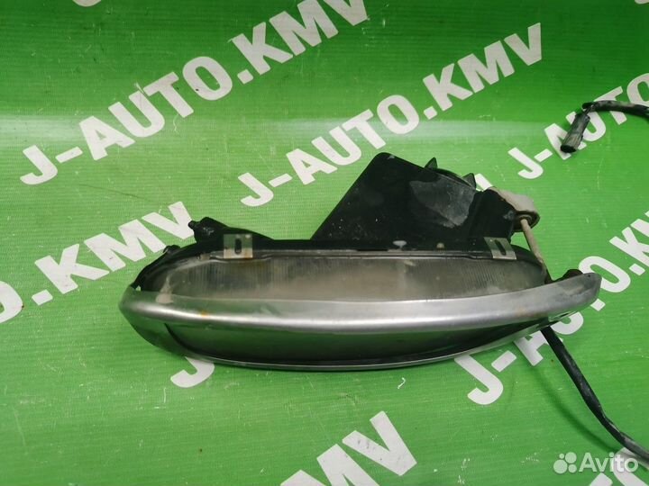 Фара противотуманная Mazda Xedos 6