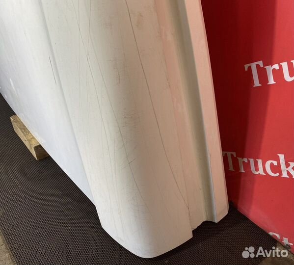 Спойлер кабины верхний Daf XF105