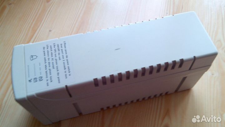 Источник бесперебойного питания PowerCom KIN-625AP