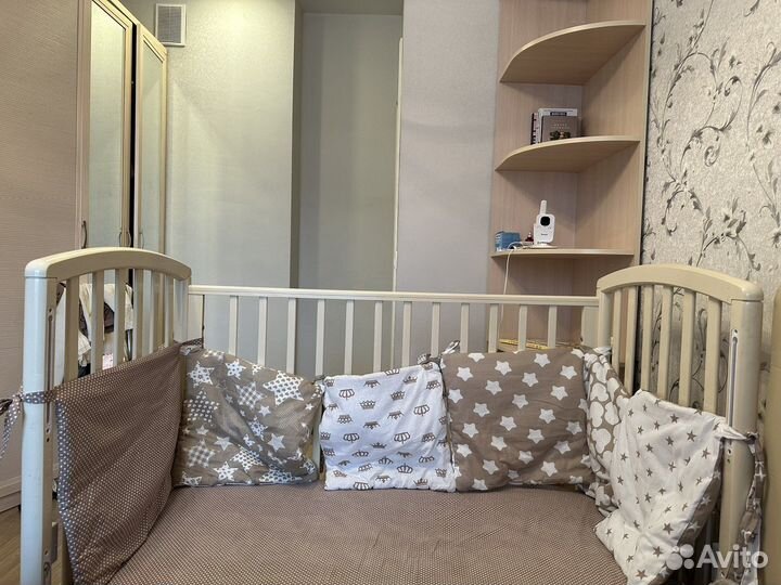 Детская кроватка с маятником и ящиком Гандылян