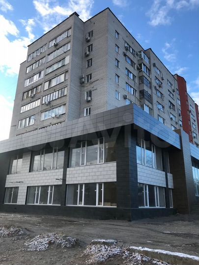 Помещение с витринами на Череповецкой, 390 м²