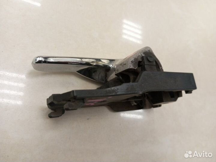 Ручка двери внутренняя задняя левая Toyota Prius