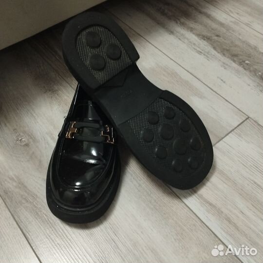 Продам туфли 38 размера