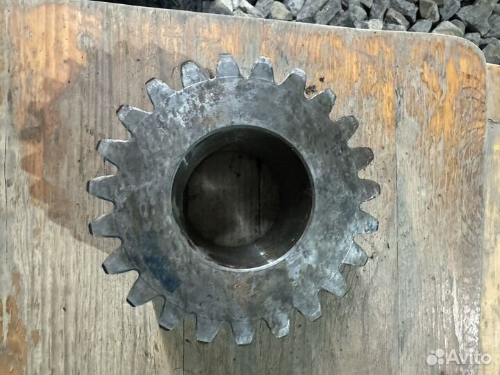 Продам новый сателлит бортового редуктора CAT 740