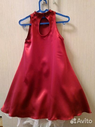 Нарядное платье