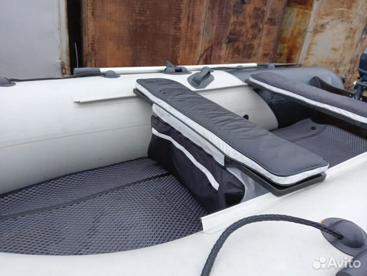 Надувная лодка