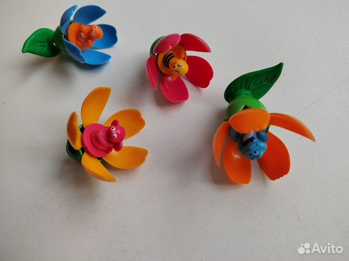 Игрушки из киндера 90-х, цветочная магия