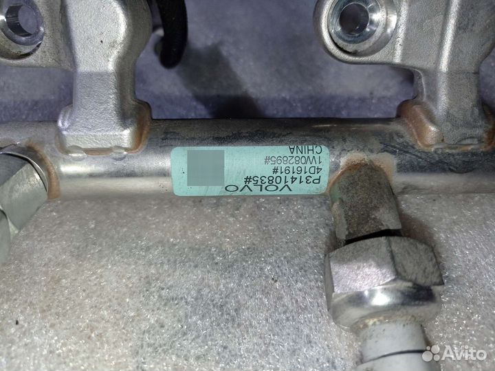 Топливная рампа volvo S60 B4204T11 2017