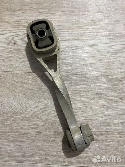 Подушка двигателя Renault Megane