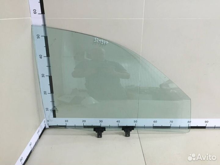 Стекло двери передней правой Hyundai Sonata 4 EF,T