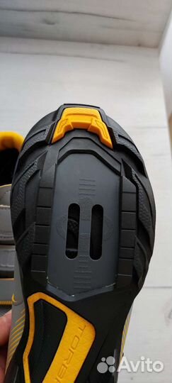 Спортивная обувь детская