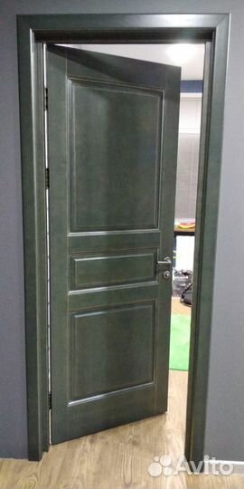 Двери межкомнатные из массива